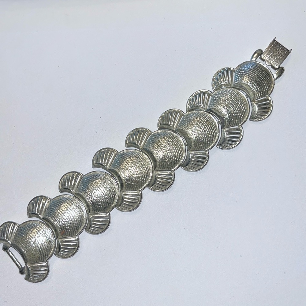 Vintage signed Coro Pegasus silver tone chunky statement bracelet beachy western